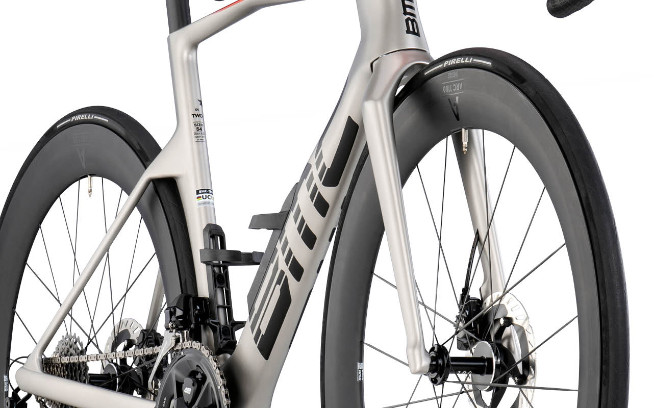 Bmc Tea Machine R Two Teammachine R 01 TWO Arctic Silver / Neon Red – BMC Switzerland AG